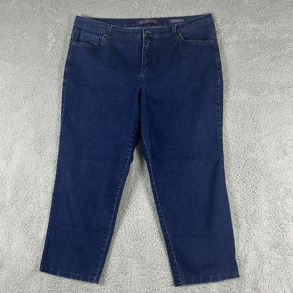 Gloria Vanderbilt Amanda Size 18W Blue Stretch Denim Straight Leg Jeans - Picture 2 of 7